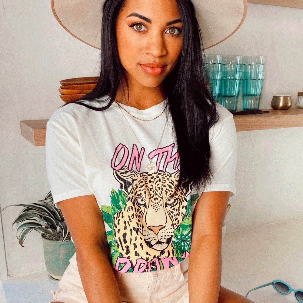 LAST ONE! XS Show Me Your Mumu On The Prowl Tee - Picture 2 of 6